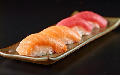 Uramaki, niguiri e hot roll: qual sua versão de sushi preferida?